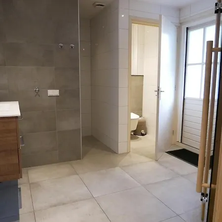 Vila Buiten 130 Met Sauna