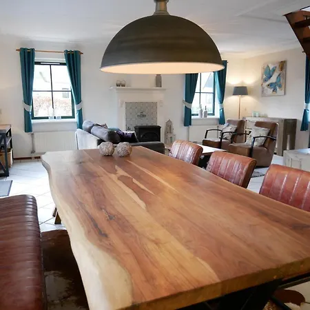 Vila Buiten 130 Met Sauna