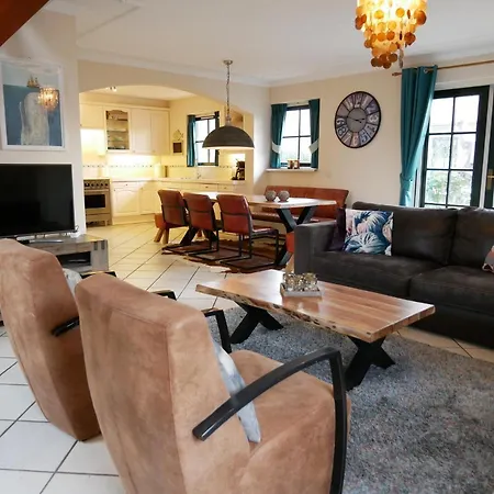 Vila Buiten 130 Met Sauna