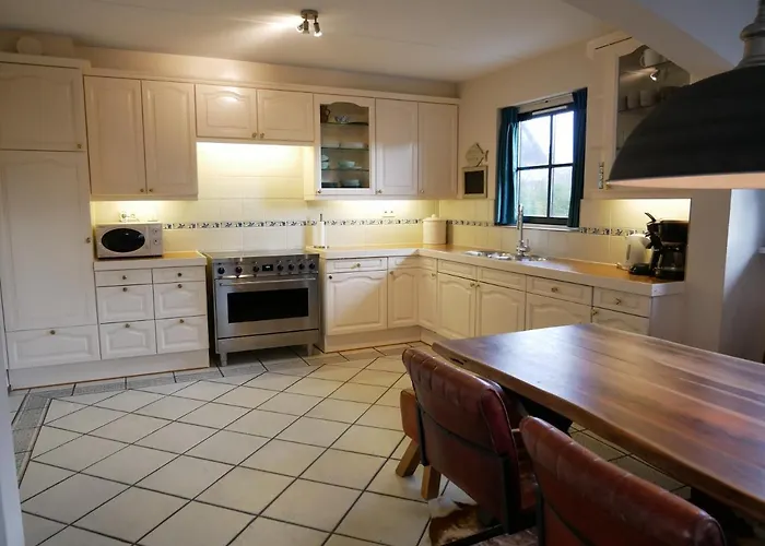 Villa Buiten 130 Met Sauna *