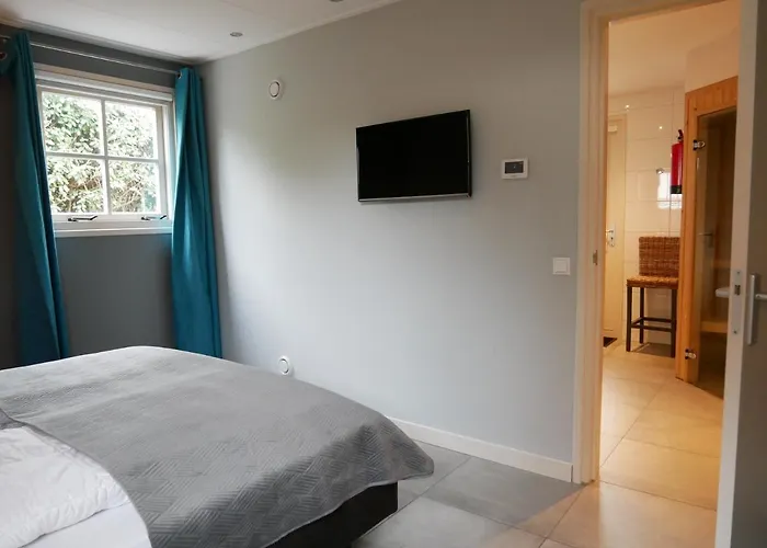 Buiten 130 Met Sauna Villa