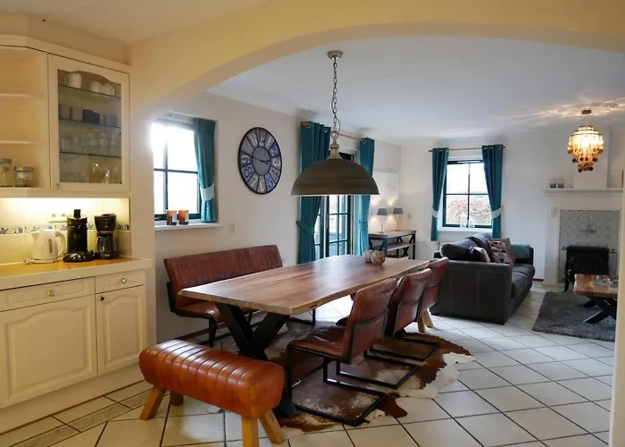 Buiten 130 Met Sauna Villa