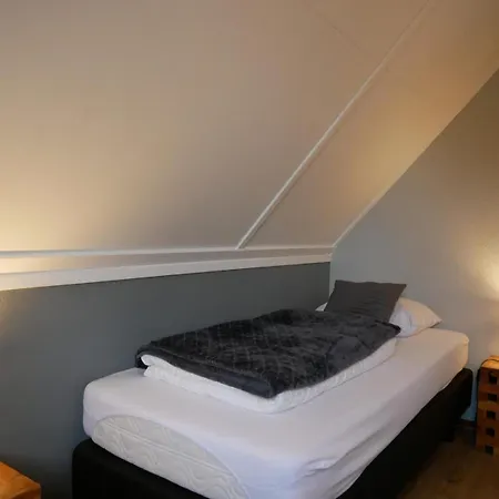 Buiten 130 Met Sauna Villa *